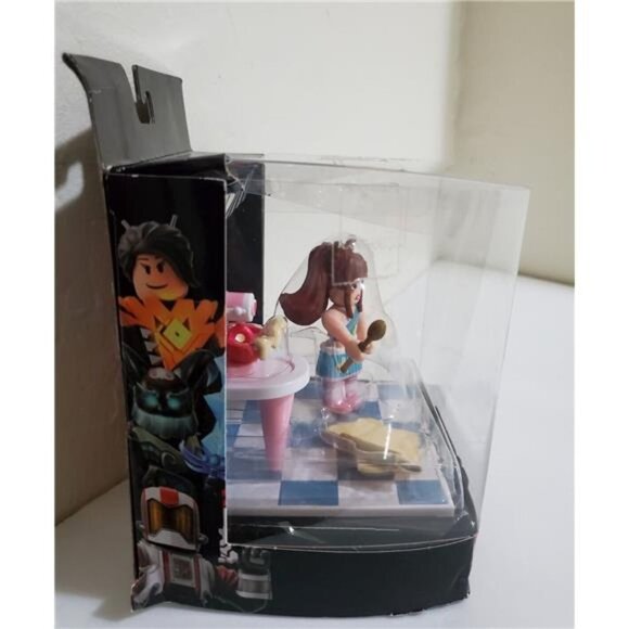 Roblox Desktop Series Royale High: Baking Class Breakdown Action Figure Toys Kid - Picture 4 of 7